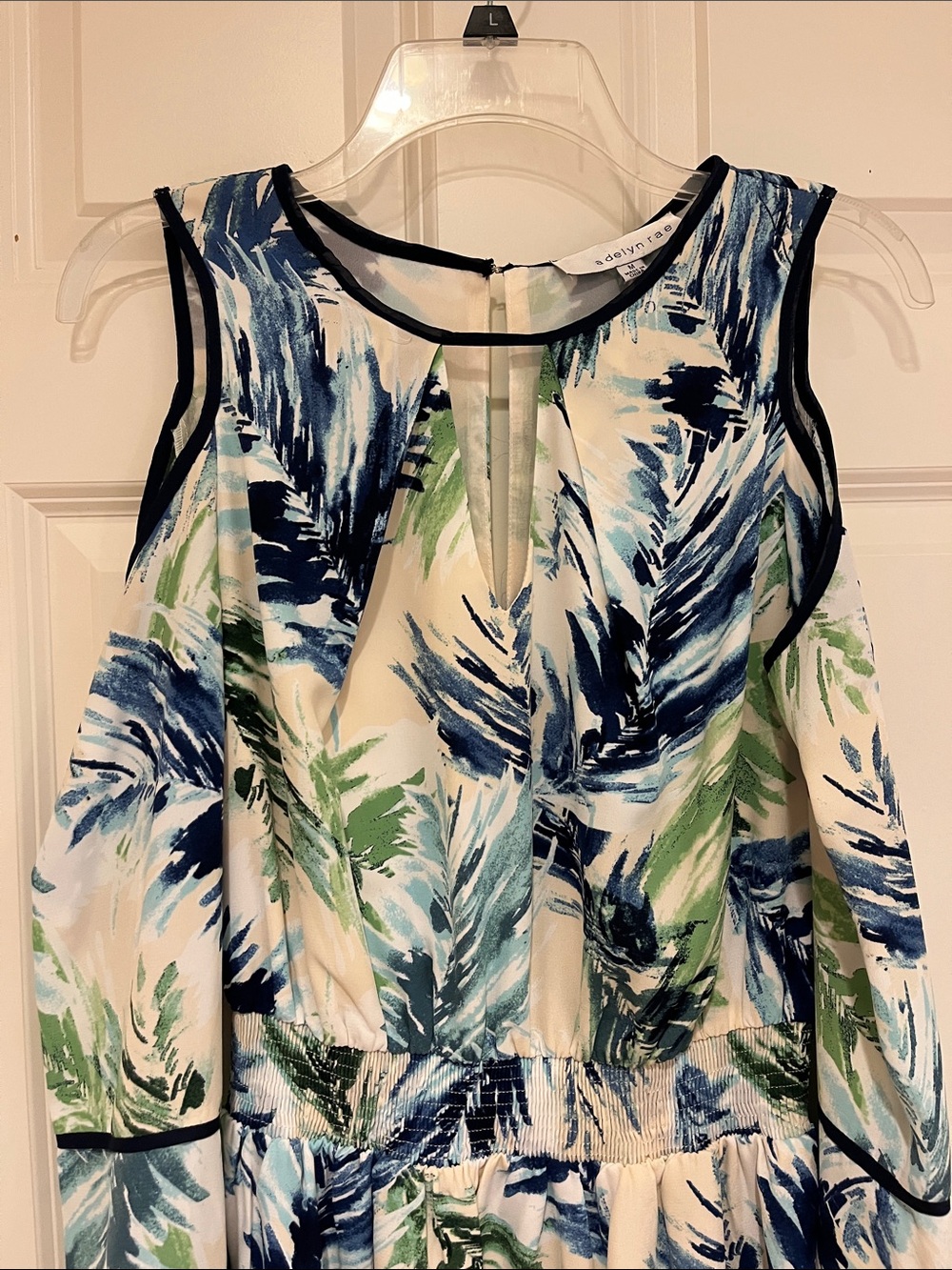 Adelyn Rae Abstract Print Cold Shoulder Dress - Picture 4 of 9